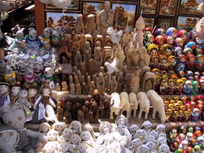 Colors and wooden shapes abound in the tourist street market on Pilies and Didzioji.  Lithuania is known for its skilled wood workers. The street market offers the works of several of them. 